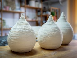 Monika Koprowska z Łodzi. Łączy w swojej pracy miłość do rękodzieła, natury, miasta i ludzi