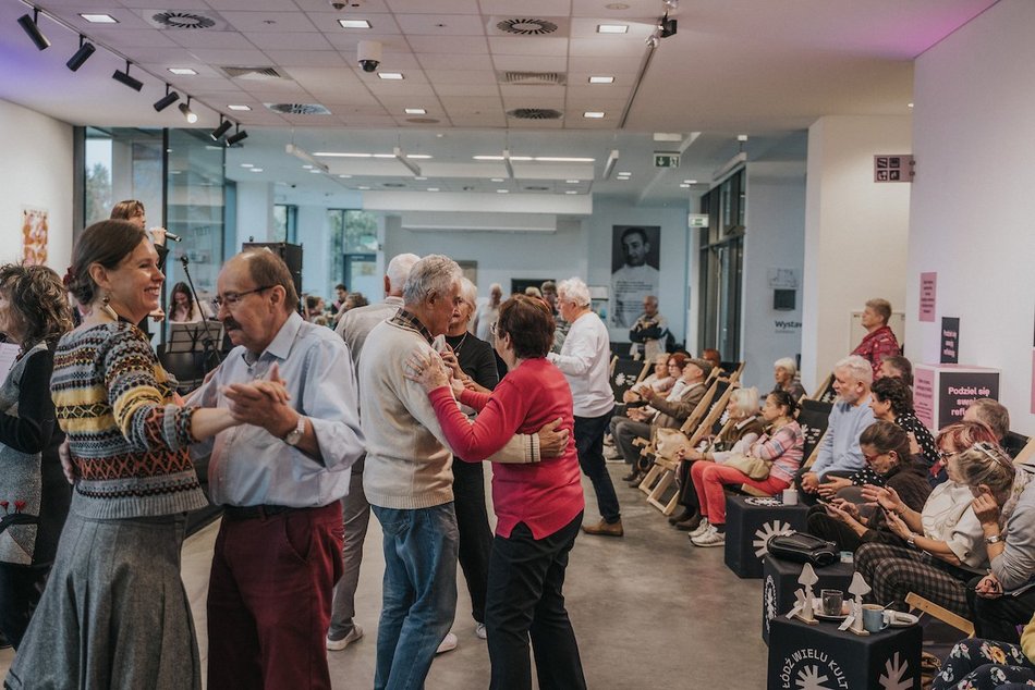 Łódź. Potańcówka w stylu retro? W Centrum Dialogu w Łodzi to możliwe!