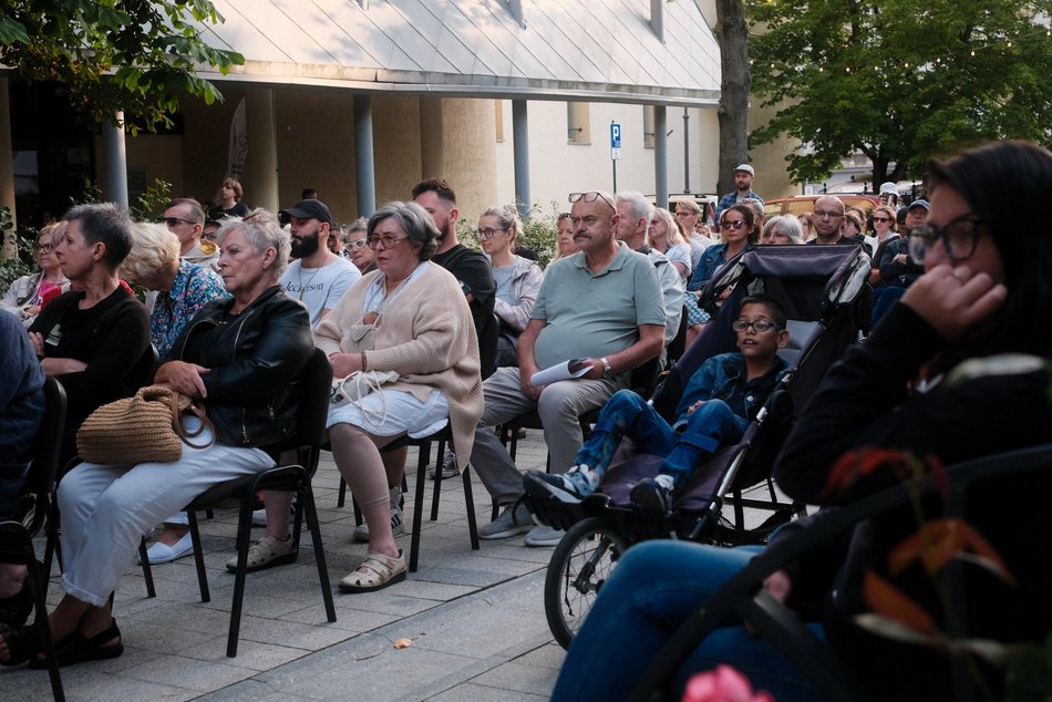 Łódź. Jazzowe Wtorki w Łodzi. Melomani tradycyjnie spotkali się w Pasażu Róży