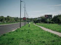 Łódź. Ulica Dąbrowskeigo w Łodzi - w tym miejscu pojawią się nowe drzewa