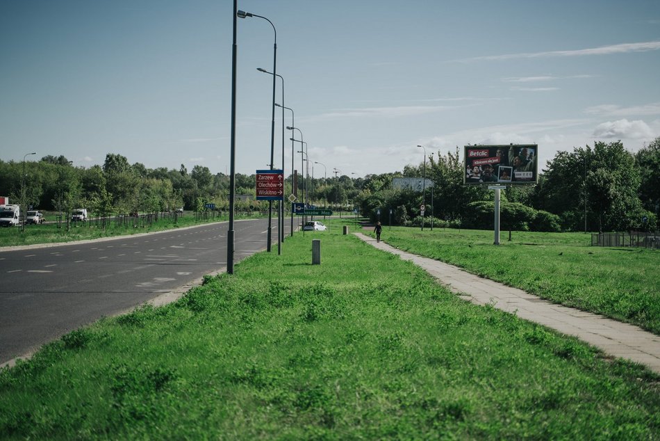 Łódź. Ulica Dąbrowskeigo w Łodzi - w tym miejscu pojawią się nowe drzewa