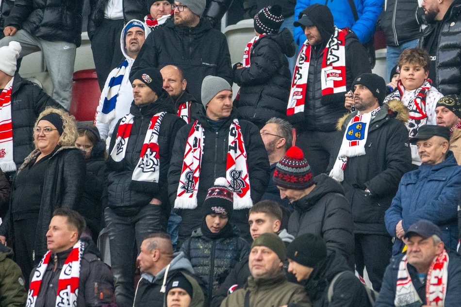 Łódź. Kibice na meczu ŁKS Łódź - Wisła Kraków. Byłeś/aś? Znajdź się w galerii