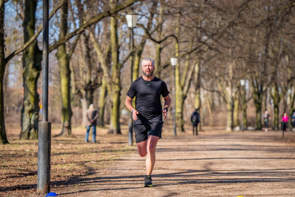 Łódź. Parkrun w Parku Poniatowskiego w Łodzi. Brałeś udział w biegu? Znajdź się na zdjęciach!