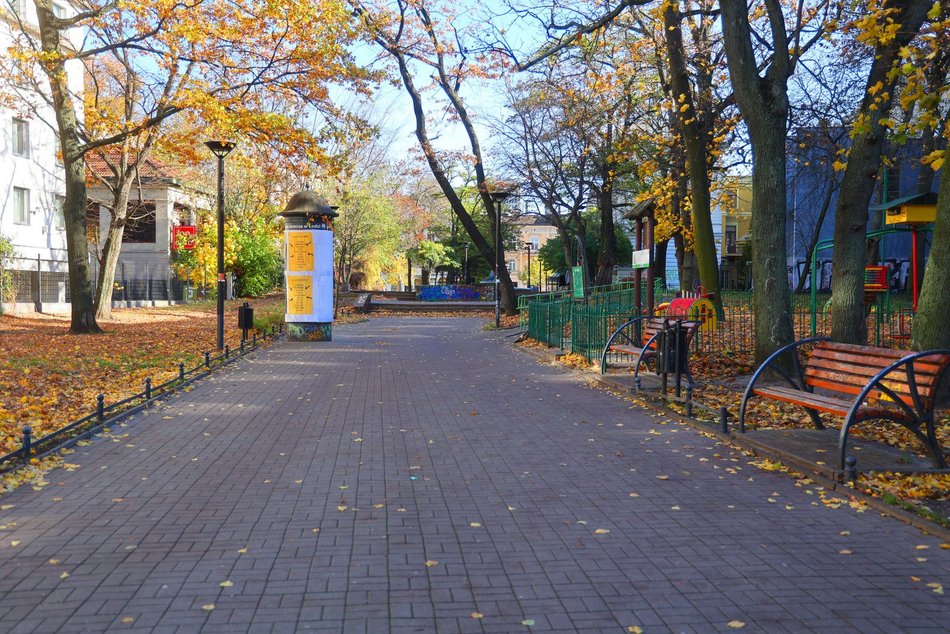 Łódź. Koniec z ruiną po Pizza Hut! Łodzianie zdecydują, co powstanie w pasażu Rubinsteina