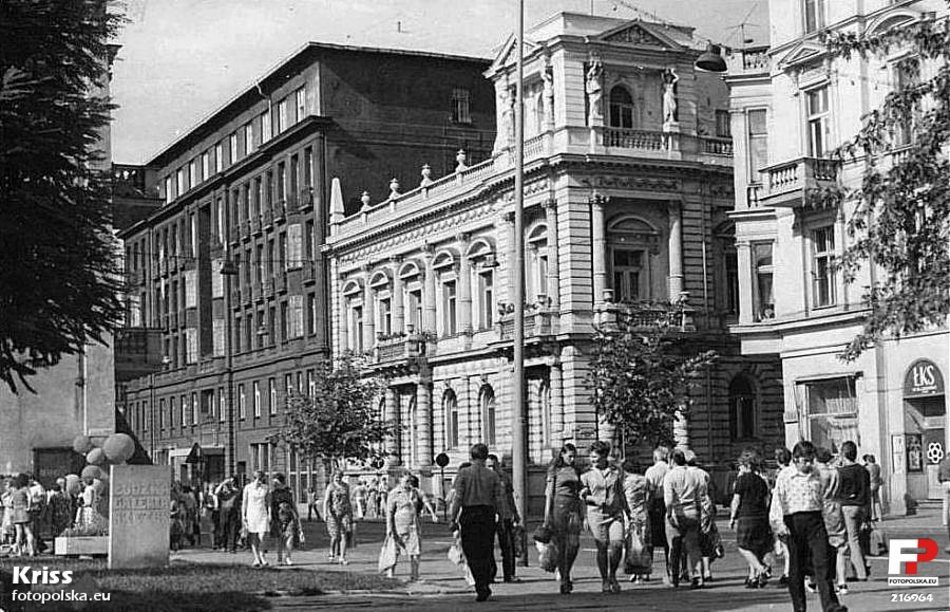 Łódź. Ulica Piotrkowska przy ul. Moniuszki - lata 1970-1980