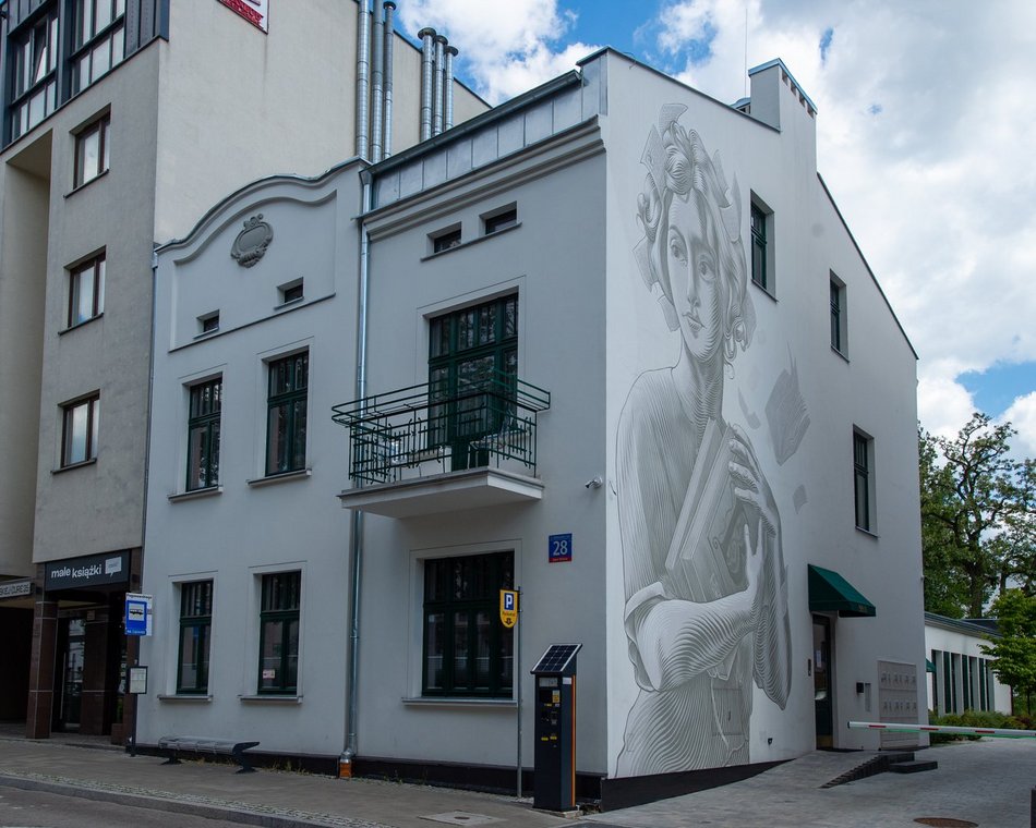 Łódź. Zabytek przy Skłodowskiej-Curie w Łodzi zachwyca! Wielka zmiana małej willi