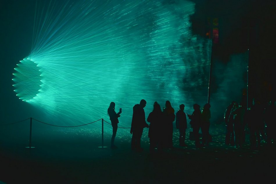 Łódź. To jak przejście do innego wymiaru! Takie rzeczy tylko na Light Move Festival