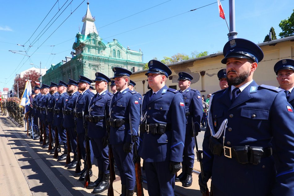 Łódź. Święto Konstytucji 3 Maja. Tak wyglądały obchody pod Katedrą w Łodzi