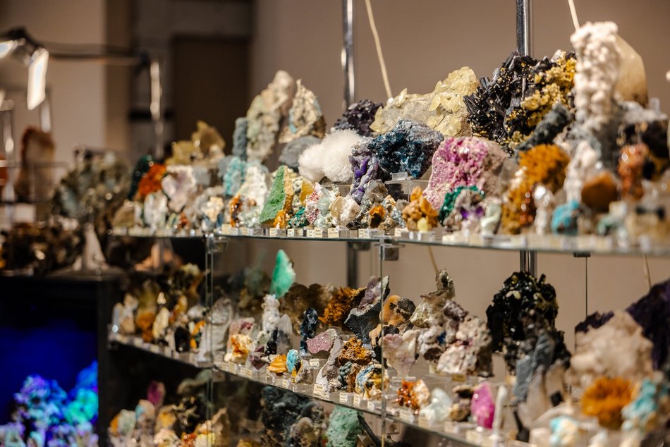 Łódź. Targi kamieni w hali Expo Łódź. Minerały, naturalna biżuteria, rękodzieło i... meteoryty!