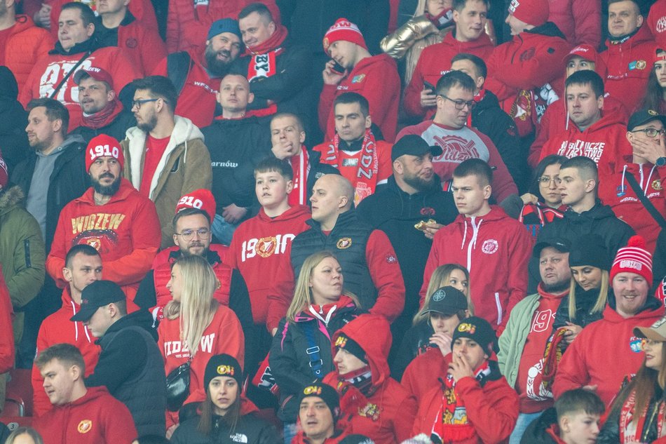 Łódź. Kibice na meczu Widzew Łódź - Lech Poznań. Byłeś/aś? Znajdź się w galerii!