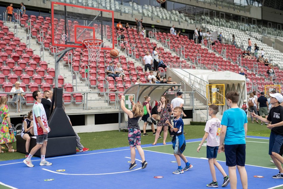 Piknik sportowy na stadionie ŁKS