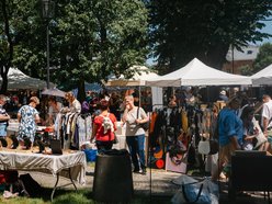 Słoneczny Targ staroci i rękodzieła na Księżym Młynie