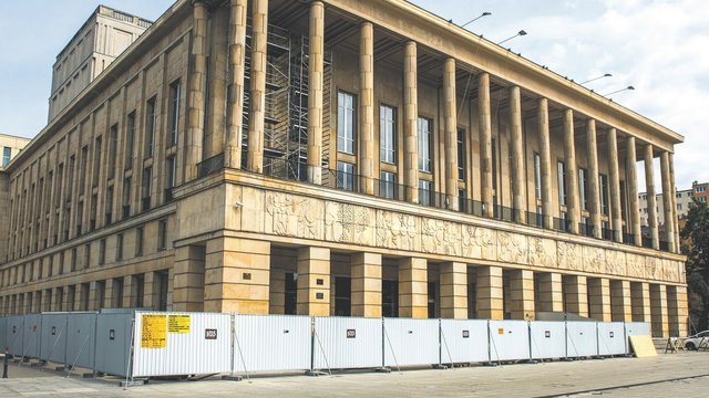 Teatr Wielki w Łodzi do remontu. Podgrzewany podjazd, nowe schody i co jeszcze?