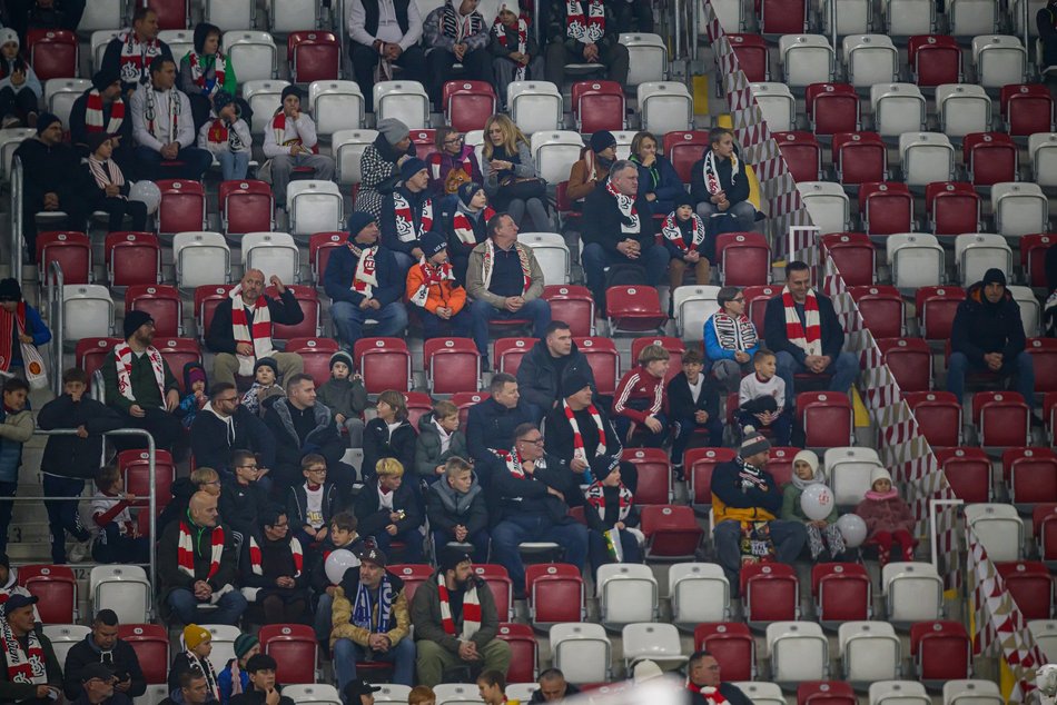 Łódź. Kibice na meczu ŁKS Łódź - Śląsk Wrocław. Byłeś/aś? Znajdź się w galerii