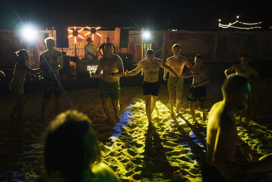 After party Łódź Summer Festival 2025. Impreza przeniosła się do Aquaparku Fala