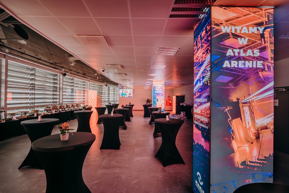 Loże VIP w Atlas Arenie w Łodzi. Prywatne wejście, parking i catering