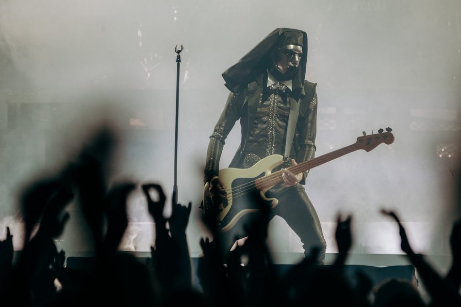 Łódź. Ghost w Atlas Arenie w Łodzi. Teatralny rock ze Szwecji wypełnił halę!