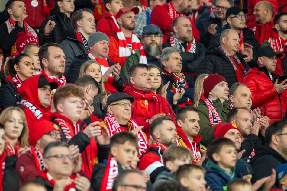 Łódź. Kibice na meczu Widzewa Łódź z Górnikiem Zabrze. Byłeś/aś? Znajdź się w galerii!