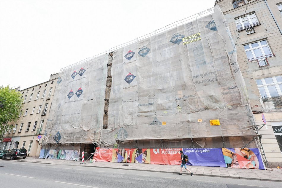 Łódź. Kamienica przy Żeromskiego w Łodzi odzyskuje blask. Aż 15 kolejnych w kolejce!