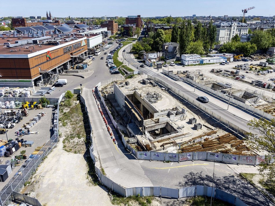 Tunel pod Łodzią. Zobacz, ile się zmieniło na stacji Łódź Polesie!