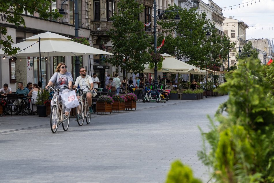 Łódź. Pierwszy sierpniowy weekend na Piotrkowskiej. Tłumy łodzian i turystów!