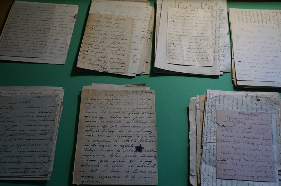 Łódź. Osiedlowe księgarnie i antykwariaty w Łodzi. Lokalne biznesy z pasji do książek