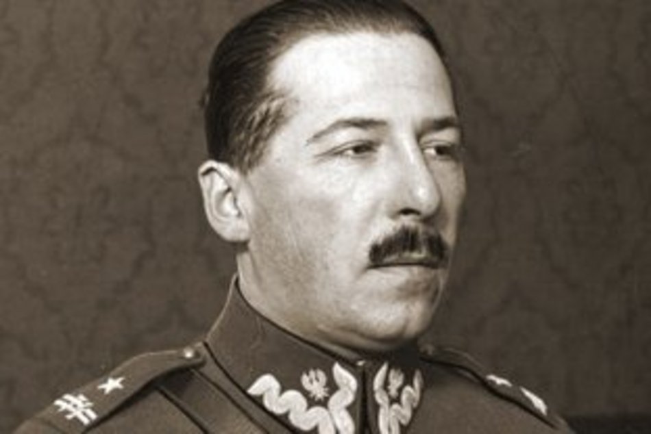 Jan Kowalewski urodził się w Łodzi. To as polskiego wywiadu!