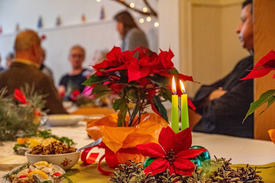 Seniorzy z Domów Dziennego Pobytu w Łodzi obdarowani przez harcerzy!