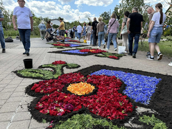 Łódź. Kwiatowe dywany w Spycimierzu