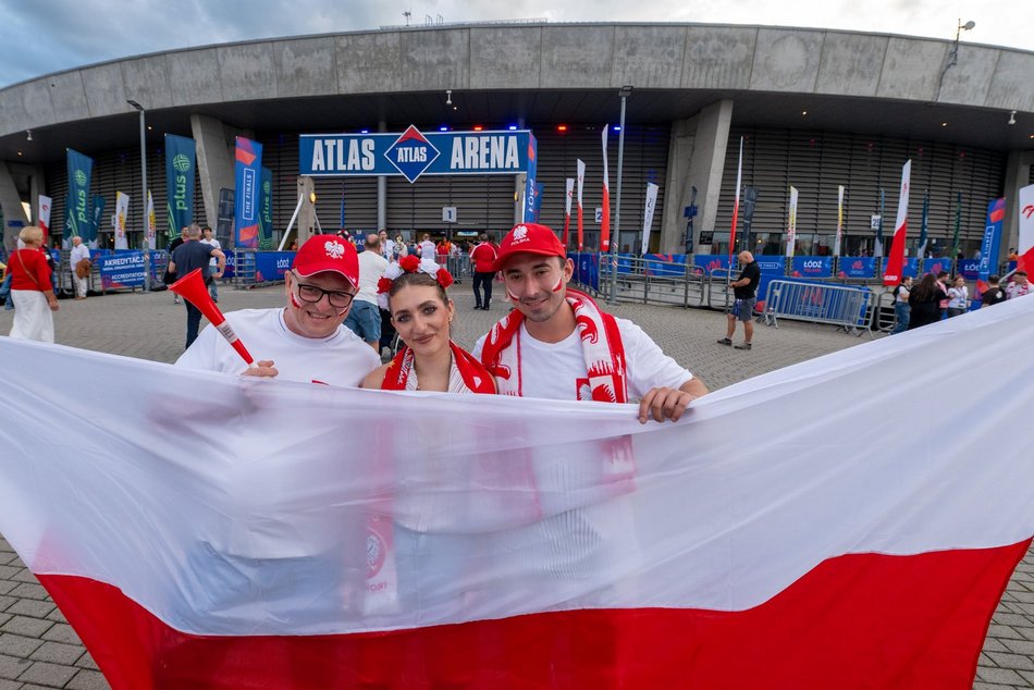 Łódź. Liga Narodów w Atlas Arenie w Łodzi. Byłeś/aś pierwszego dnia? Znajdź się w galerii!