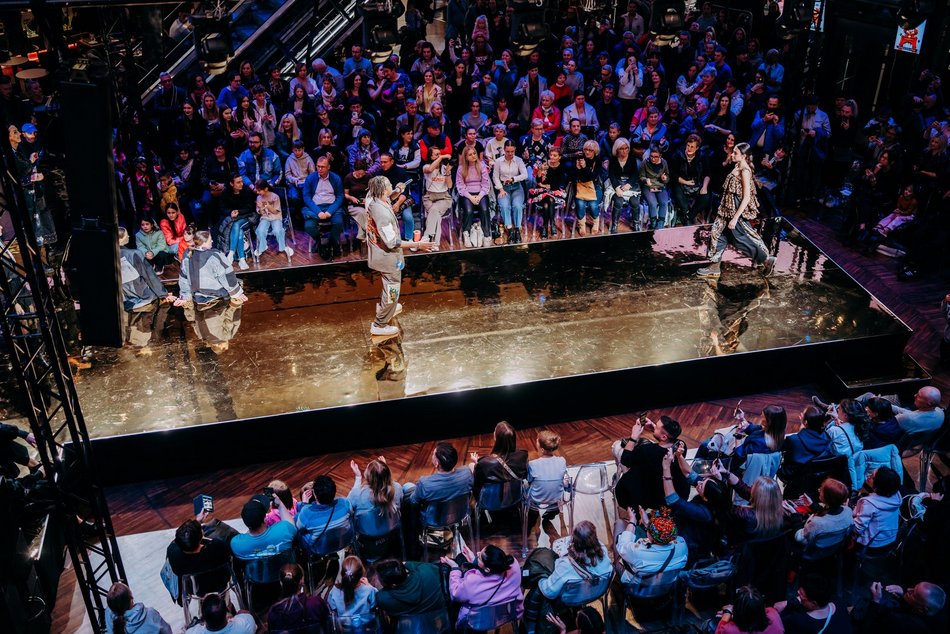 Łódź. Manufaktura Fashion Week w Łodzi. Kolekcja Jarosława Ewerta, koncert Andrzeja Piasecznego i więcej