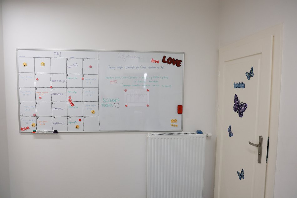 Łódź. Nowa świetlica dla dzieci i młodzieży przy Północnej w Łodzi. Sale warsztatowe, plac zabaw