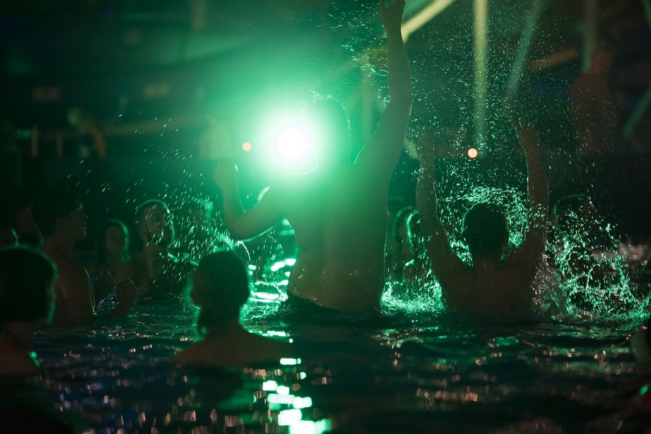 After party Łódź Summer Festival 2025. Impreza przeniosła się do Aquaparku Fala