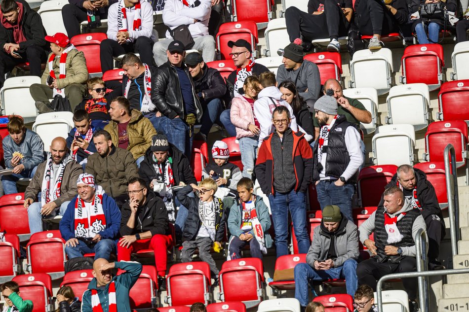 Kibice na meczu ŁKS Łódź z GKS Tychy. Byłeś? Znajdź się w galerii!