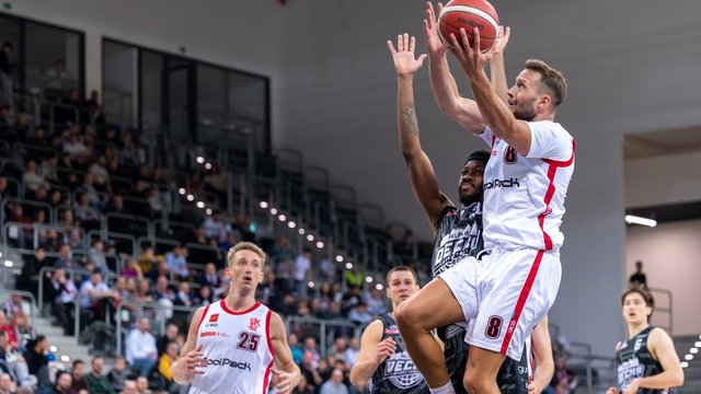 Walka do końca nie wystarczyła. Lider tabeli lepszy od ŁKS Coolpack Łódź