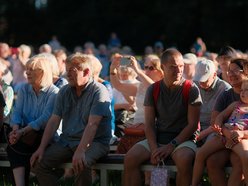 Łódź. Morskie opowieści w parku Julianowskim w Łodzi. Koncert zespołu Kapitan Thorn