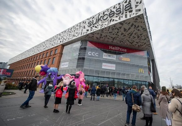 Łódź. Nowa Sukcesja otwiera kolejne sklepy. Będą ubrania i znany dyskont. Znamy datę!