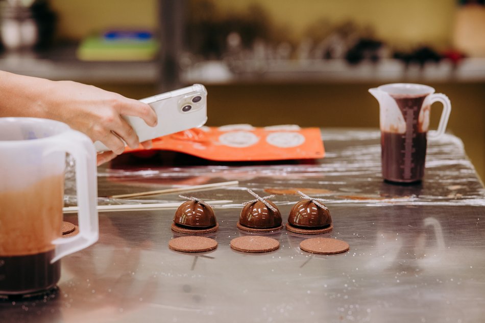 Praliny robione przez uczniów