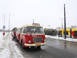Wielka parada zabytkowych autobusów i tramwajów MPK Łódź