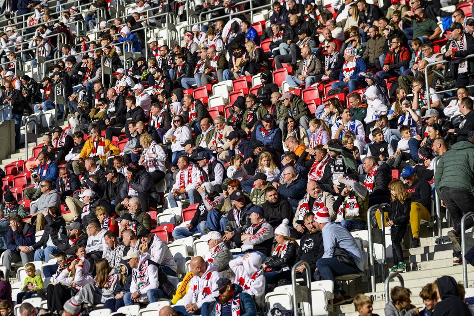 Kibice na meczu ŁKS Łódź z GKS Tychy. Byłeś? Znajdź się w galerii!