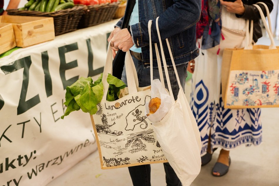 Łódź. Bazar Smaku w Ogrodach Geyera w Łodzi. Zdrowo, ekologicznie i klimatycznie