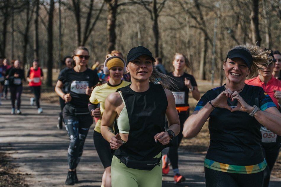 Łódź. Biegowy Dzień Kobiet 2026 w Parku na Zdrowiu w Łodzi. Odszukaj się na zdjęciach!