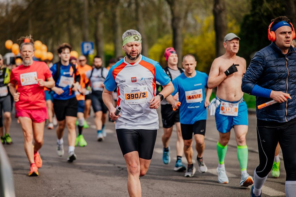 Łódź. DOZ Maraton Łódź 2026. Brałeś udział w biegu? Odszukaj się w galerii i zapisz na pamiątkę!
