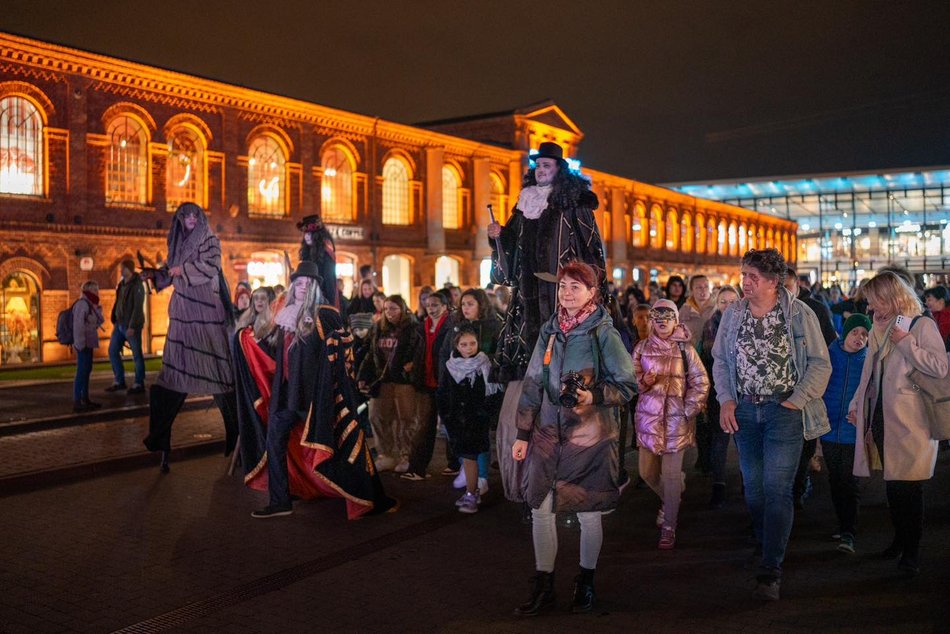Halloween w Manufakturze w Łodzi. Sekrety Izraela Poznańskiego, trupie gluty i tajemnicze mikstury