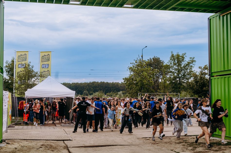 Łódź Summer Festival 2025 wystartował! Otwarcie bram i tłumy biegnące pod scenę!