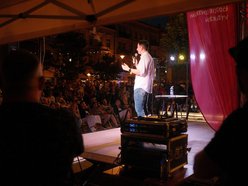 Łódź. Stand-up na Piotrkowskiej. W pasażu Schillera znów było pełno dobrego humoru