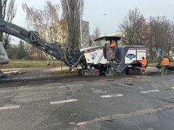 Remont Maratońskiej w Łodzi. Rozpoczęto frezowanie starej nawierzchni. Utrudnienia w ruchu