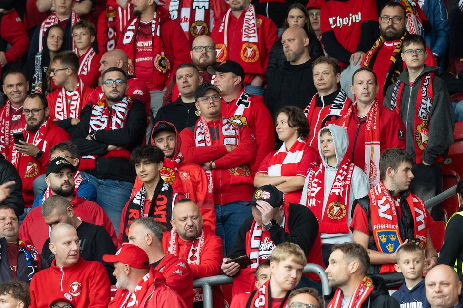 Łódź. Kibice na meczu Widzewa Łódź z Arką Gdynia. Byłeś/aś? Znajdź się w galerii!