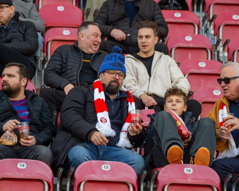 Kibice podczas meczu ŁKS Łódź - Puszcza Niepołomice