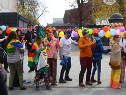 Łódź. Strefa kibica na DOZ Maraton Łódź 2026. Jak Łodzianie dopingowali biegaczy?